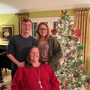 Meet your Posher, Eunice